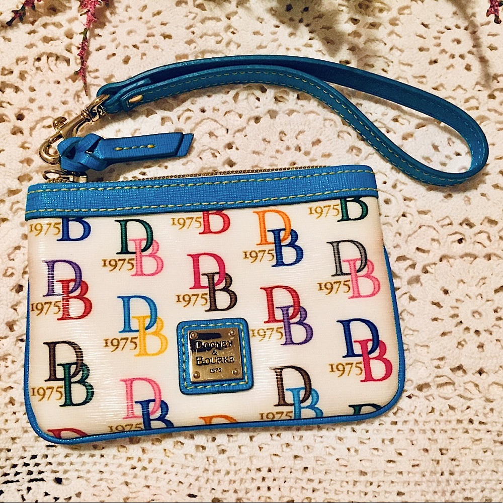 🌈SOLD🌈 Dooney Bourke 1975 Multicolor Wristlet🌈 - Picture 2 of 9